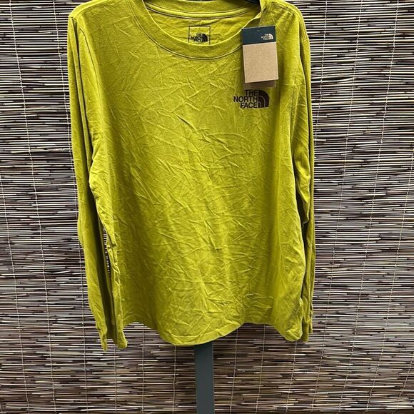 The North Face Plus Size Graphic-Print Long-Sleeve Cotton Top - Mineral Gold/con - Picture 2 of 3